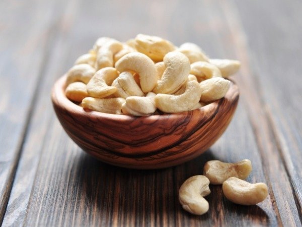cashew nuts for mole removal