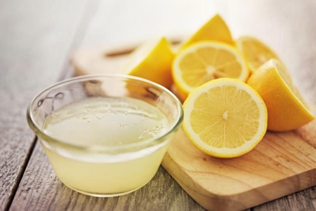 how to get rid of pimples with lemon juice